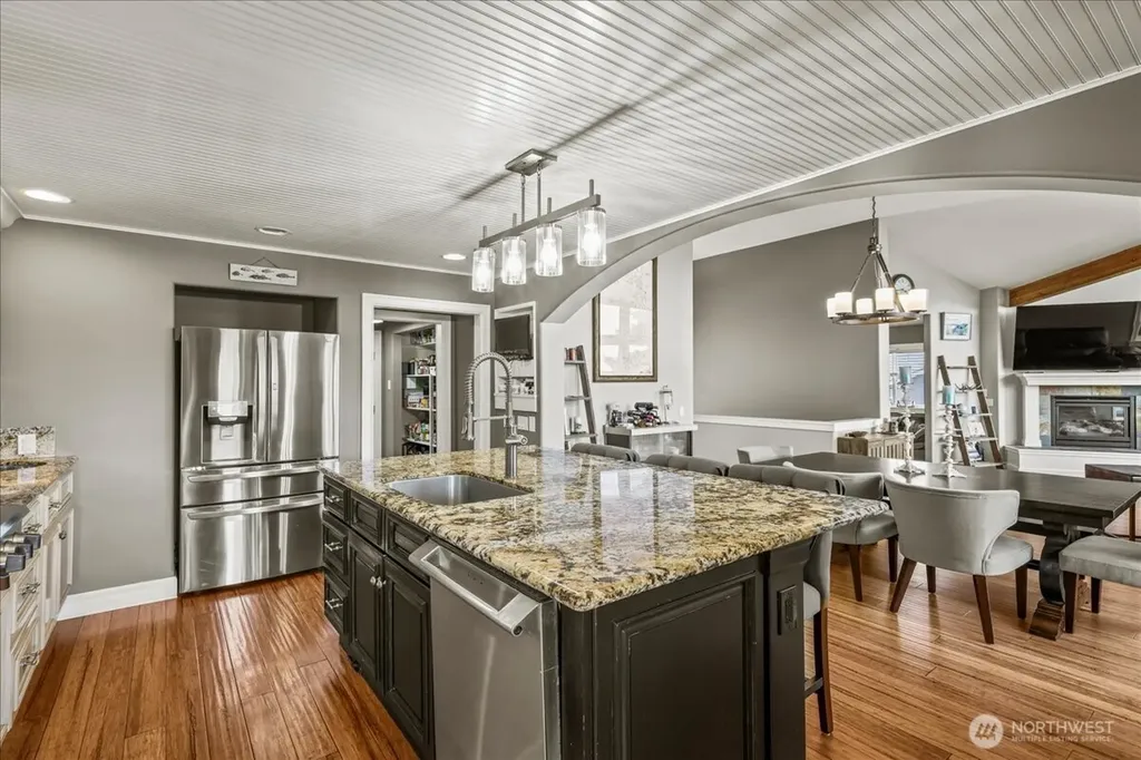 2142 Island Drive NW Olympia WA 98502