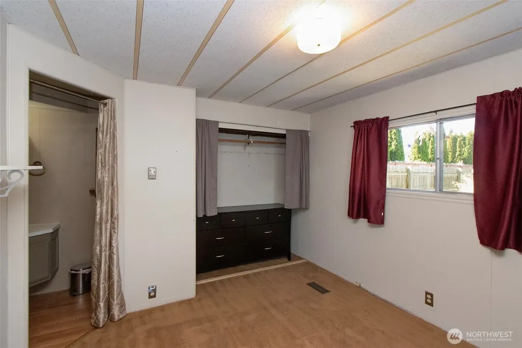 90 Baywood Village Road Sequim WA 98382