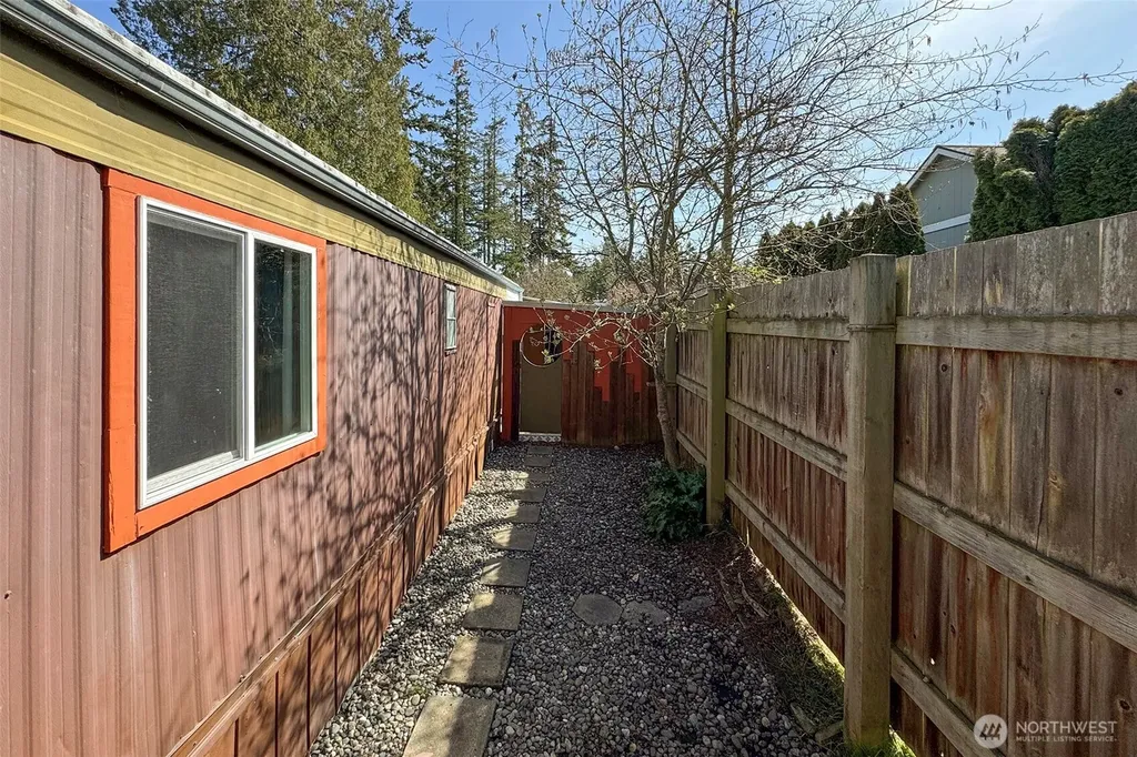 90 Baywood Village Road Sequim WA 98382