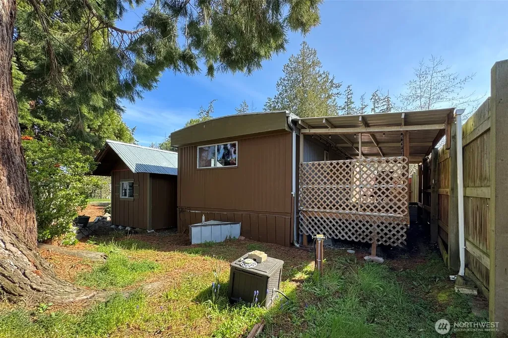 90 Baywood Village Road Sequim WA 98382
