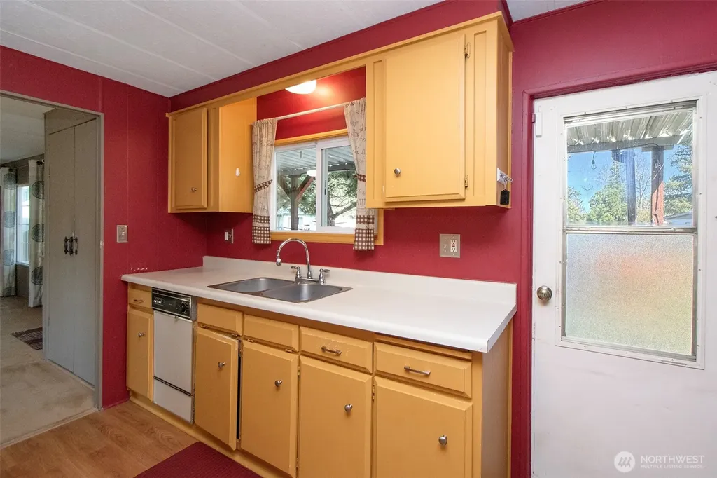 90 Baywood Village Road Sequim WA 98382