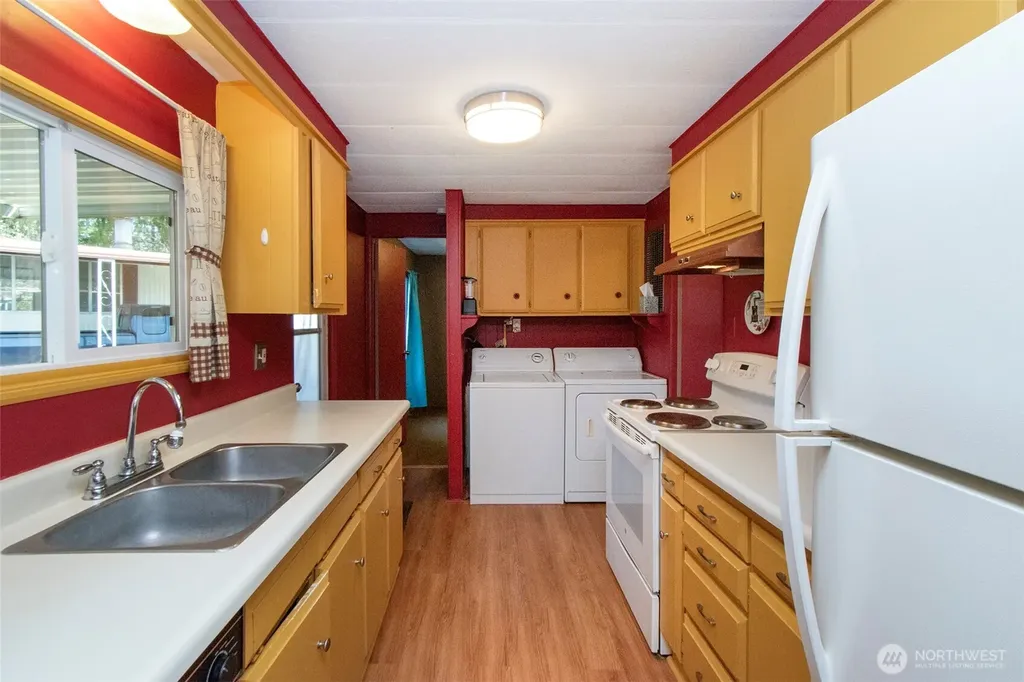 90 Baywood Village Road Sequim WA 98382
