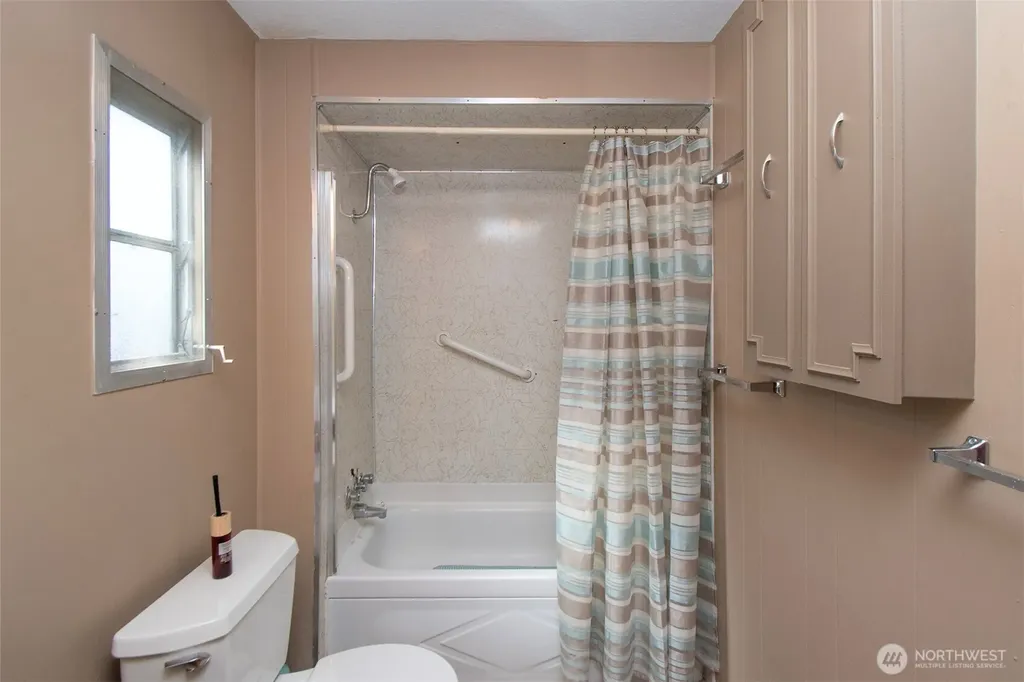 90 Baywood Village Road Sequim WA 98382