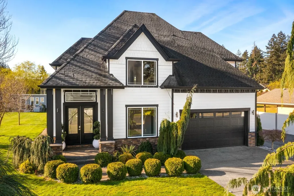 17210 36th Ave E Tacoma WA 98446