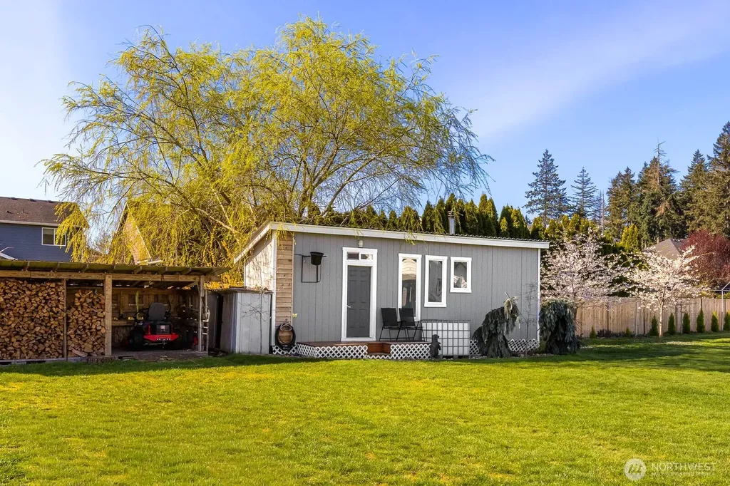 17210 36th Ave E Tacoma WA 98446