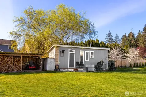 17210 36th Ave E Tacoma WA 98446