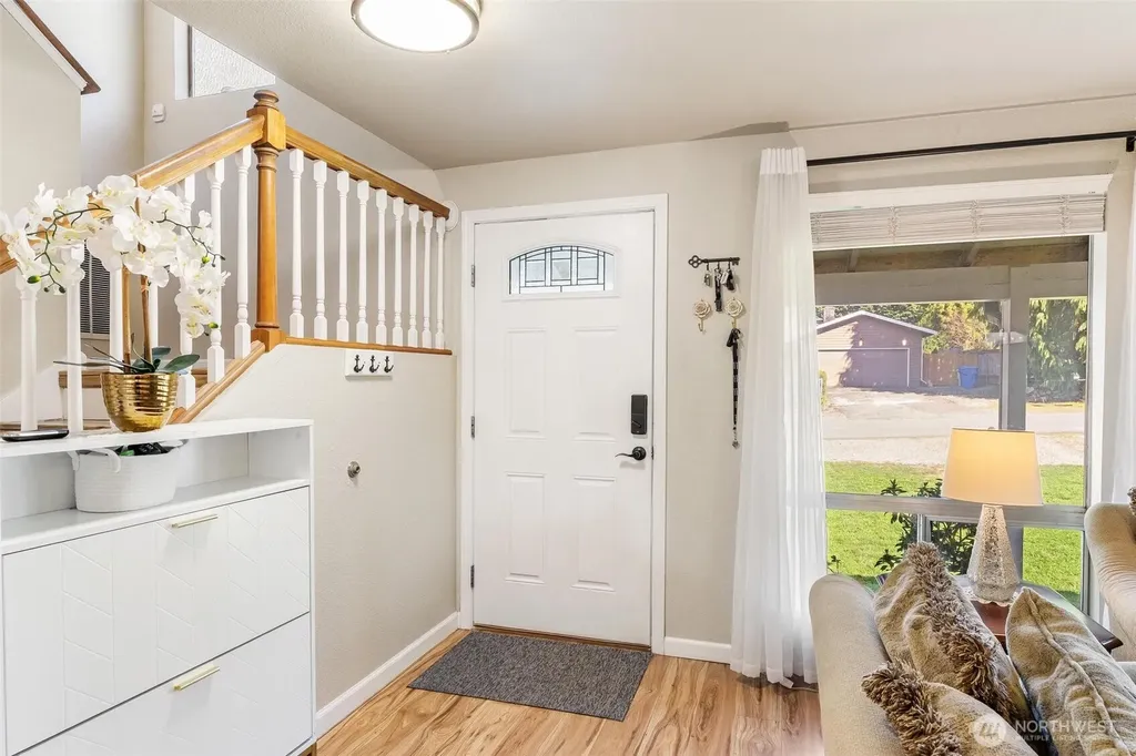 28915 229th Place SE Black Diamond WA 98010