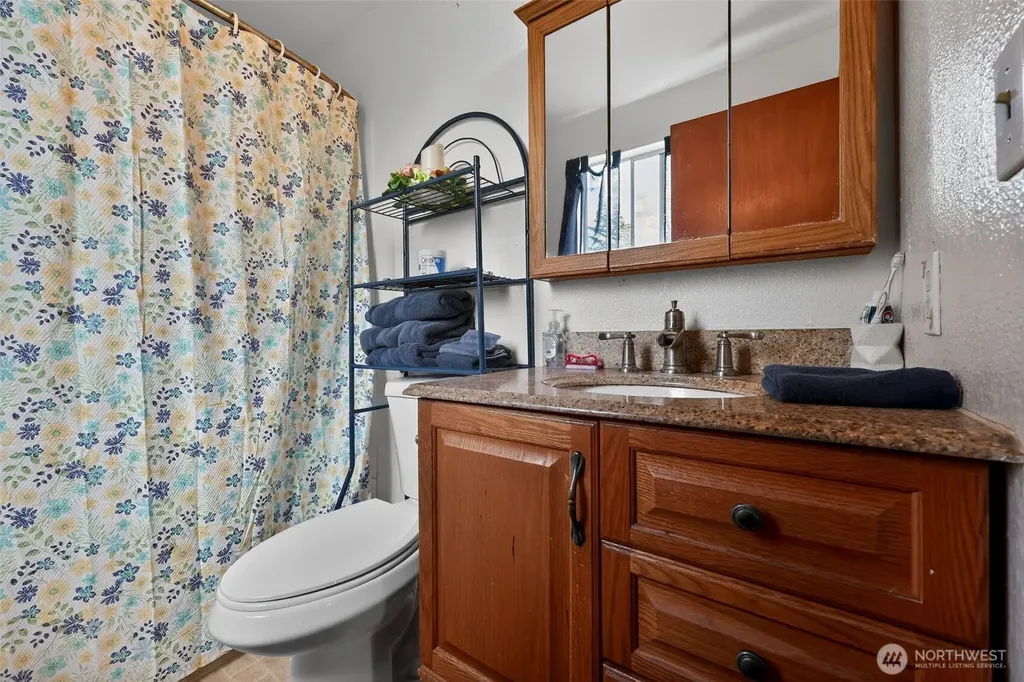 3506 Sr 105 Grayland WA 98547