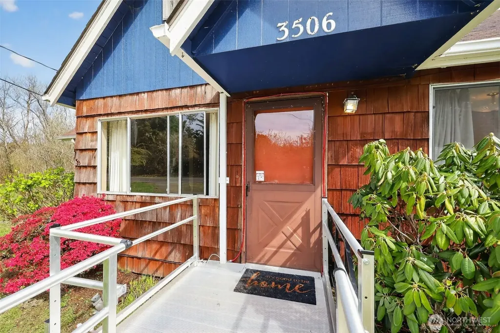 3506 Sr 105 Grayland WA 98547