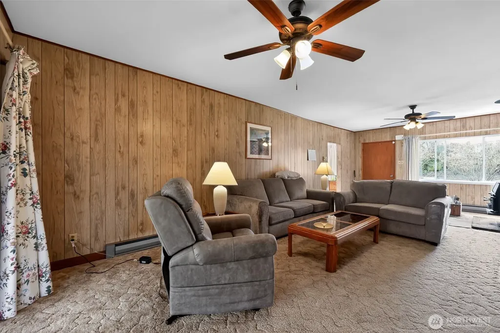 3506 Sr 105 Grayland WA 98547
