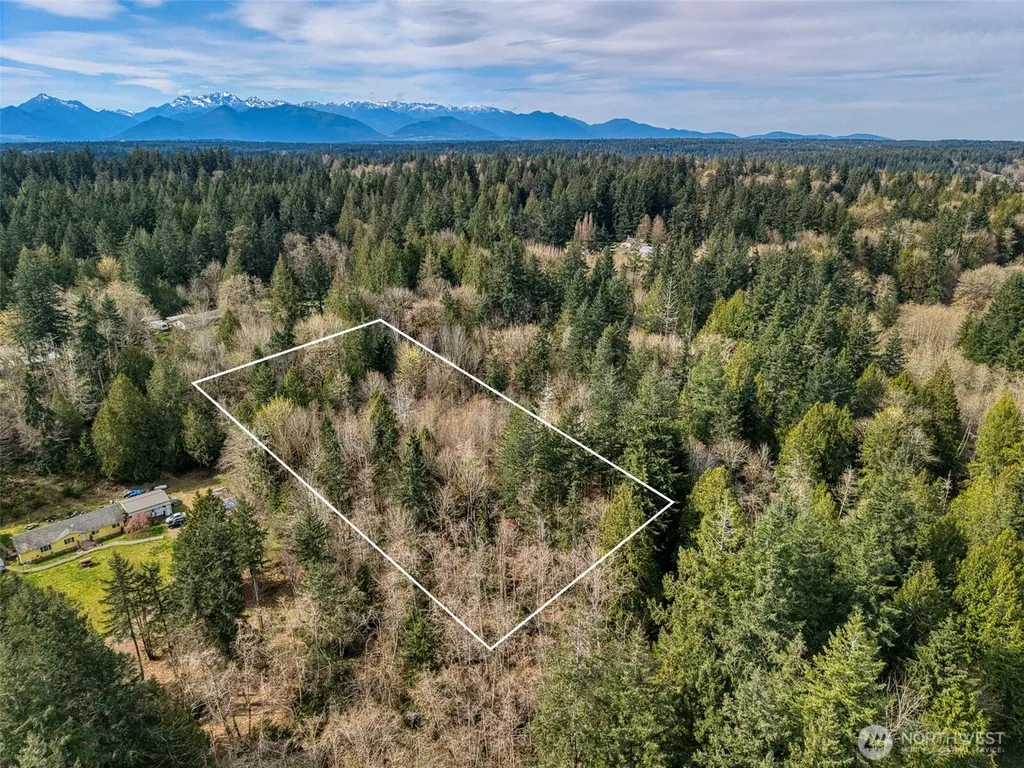 435 NW Sword Fern Lane Poulsbo WA 98370