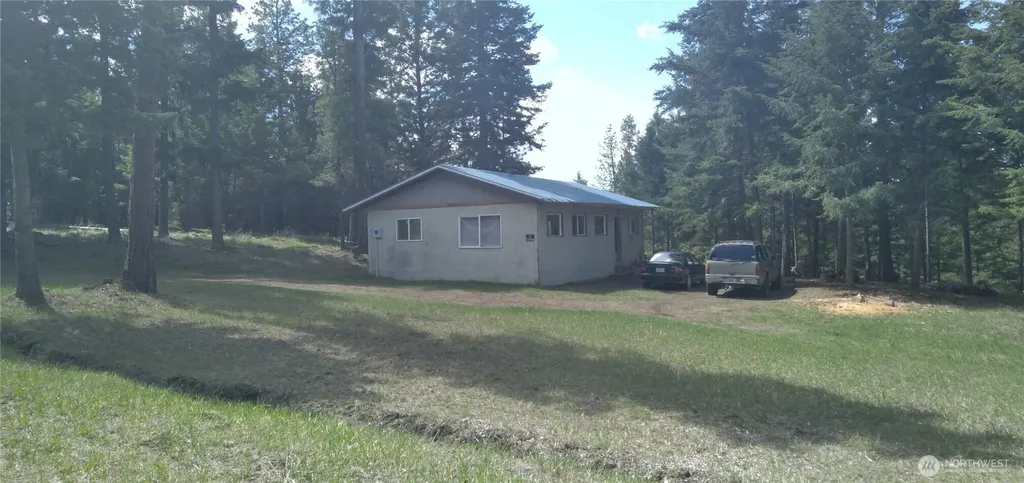 51 Trap Line Loop Road Oroville WA 98844