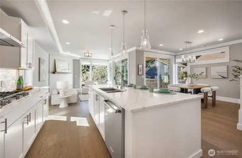 10015 131st Place NE Kirkland WA 98033