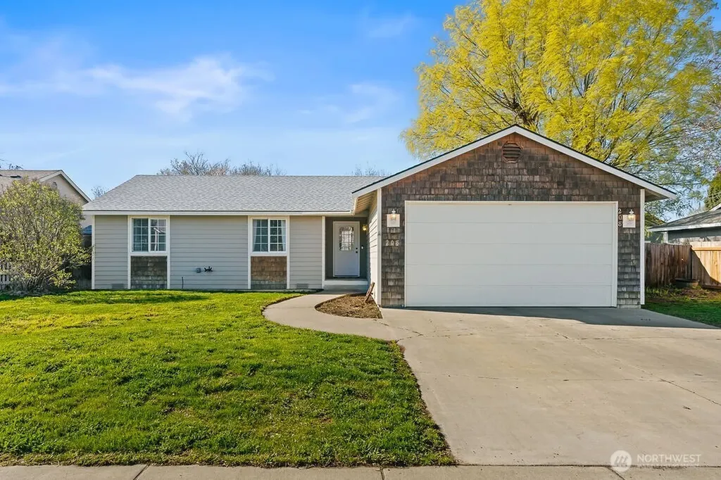 208 W Mount Adams Court Ellensburg WA 98926