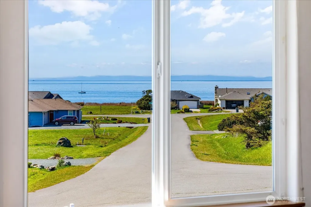 648 Hacienda Drive Coupeville WA 98239