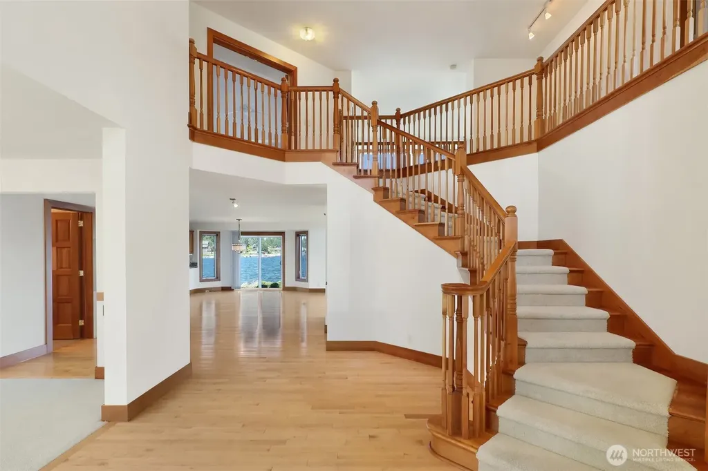 1555 Fairview Street Bellingham WA 98229