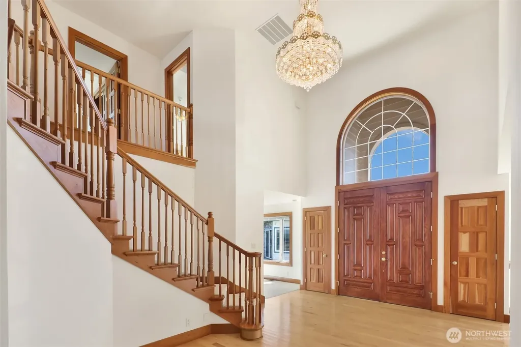 1555 Fairview Street Bellingham WA 98229