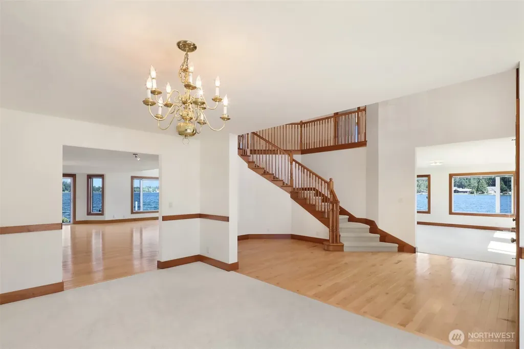 1555 Fairview Street Bellingham WA 98229