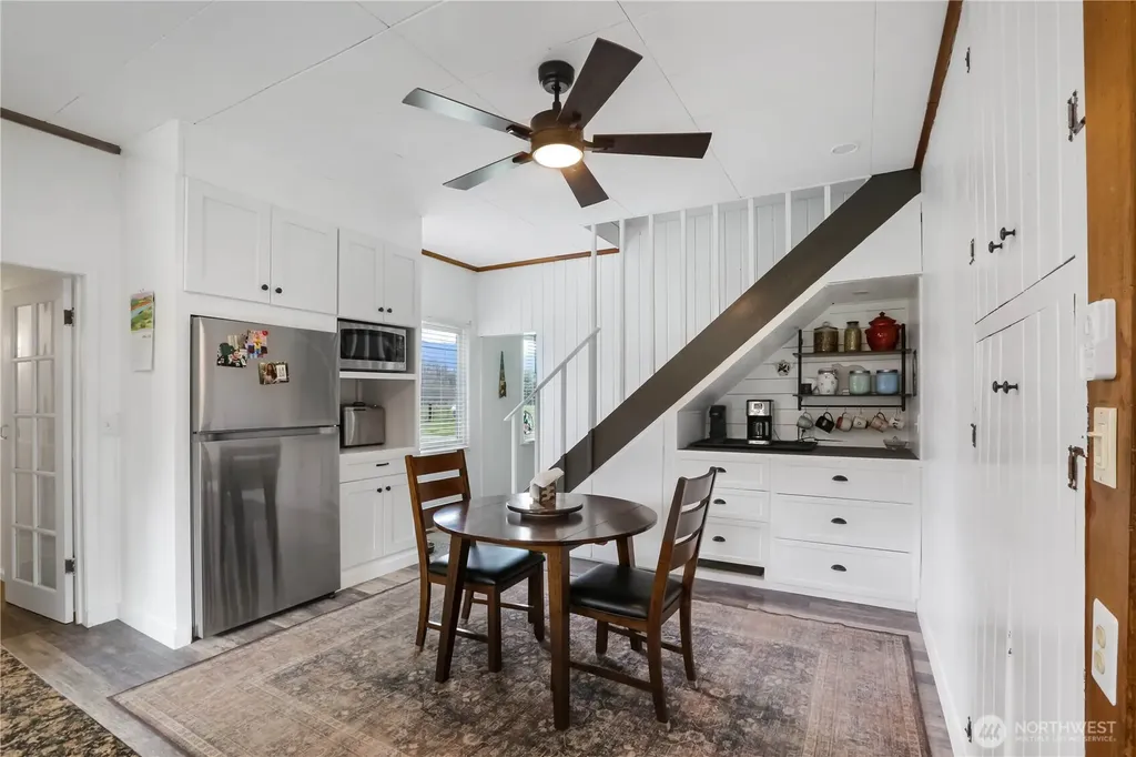 9040 Thunderbird Lane Concrete WA 98237