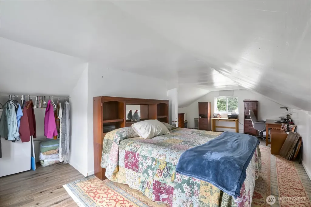 9040 Thunderbird Lane Concrete WA 98237