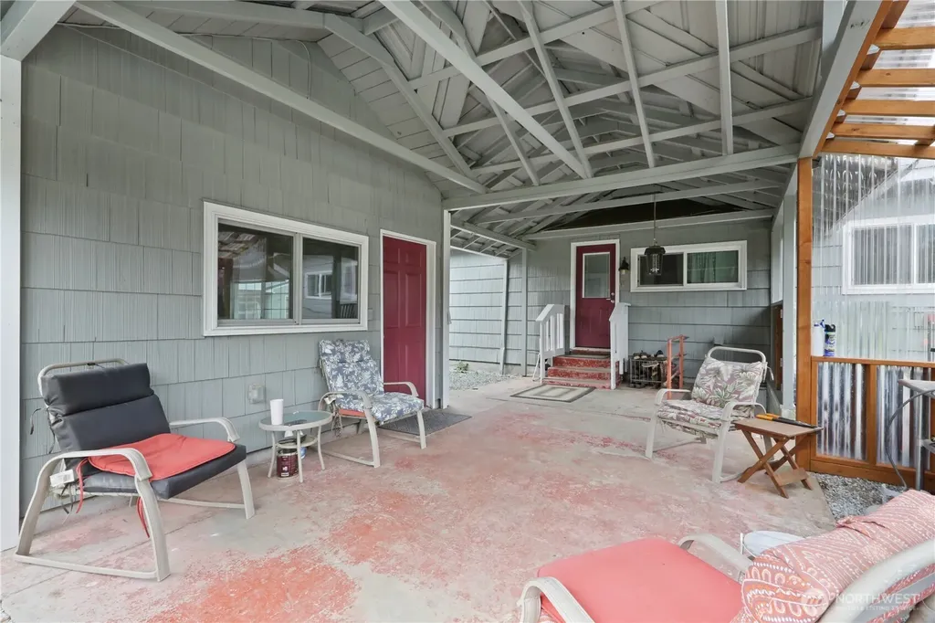 9040 Thunderbird Lane Concrete WA 98237