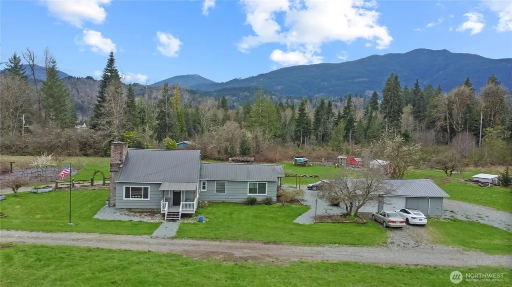 9040 Thunderbird Lane Concrete WA 98237