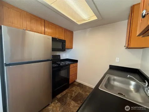 4027 S Warner Street Tacoma WA 98409