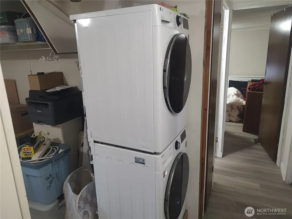 450 N Duckabush Drive E Hoodsport WA 98548