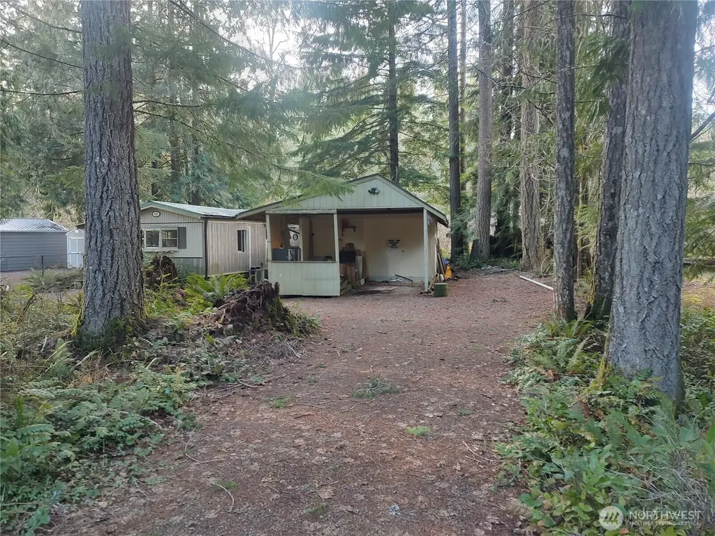 450 N Duckabush Drive E Hoodsport WA 98548