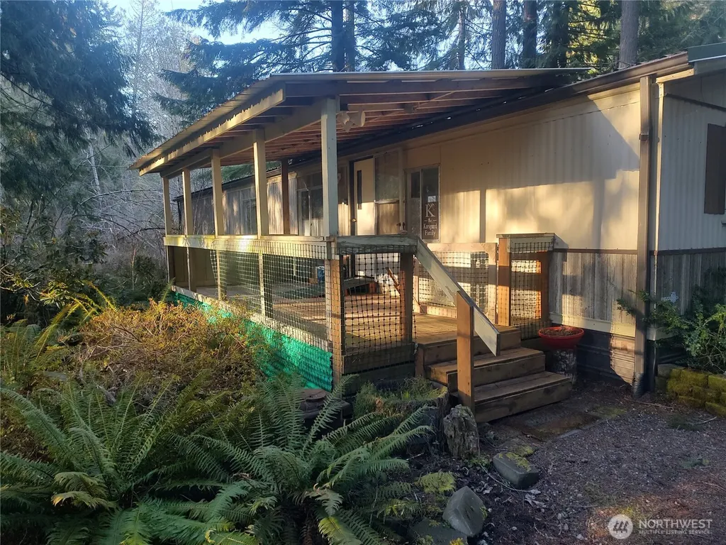 450 N Duckabush Drive E Hoodsport WA 98548