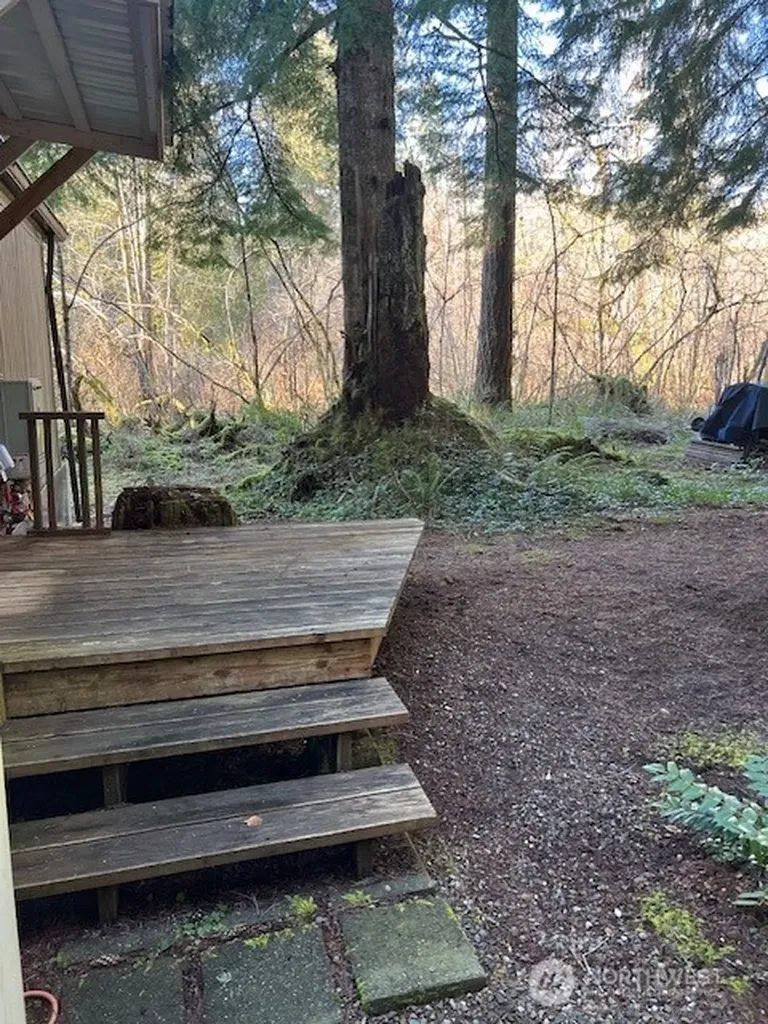 450 N Duckabush Drive E Hoodsport WA 98548