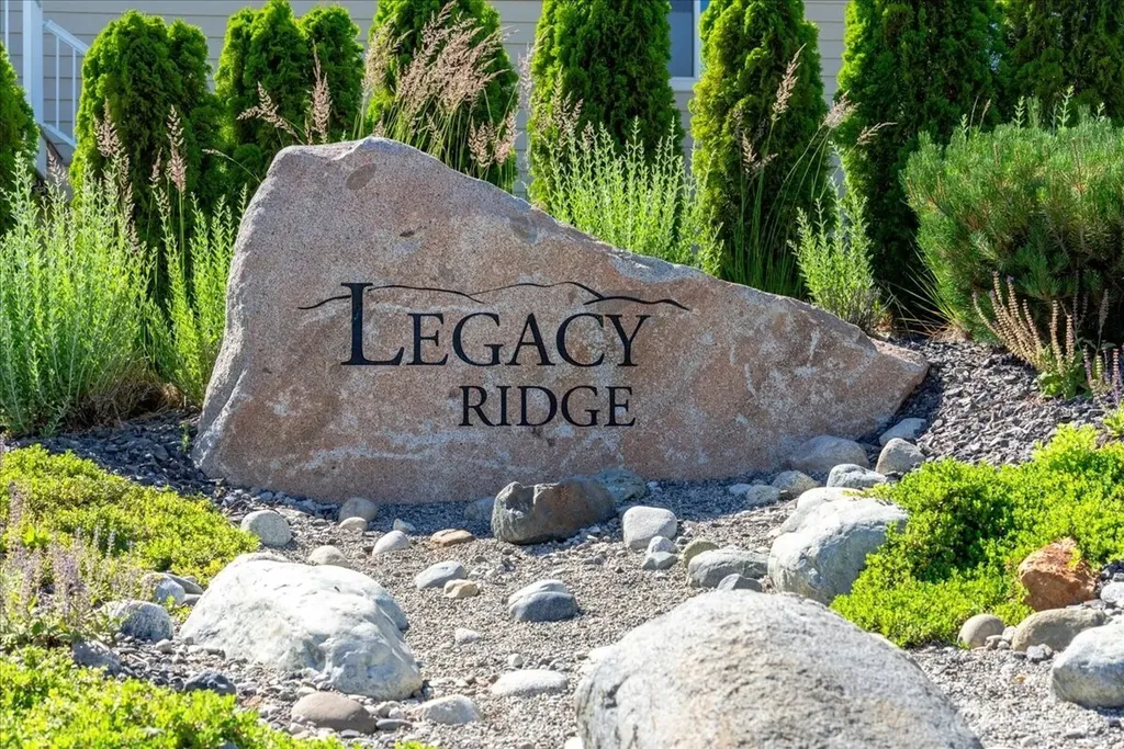 256 Apple Avenue Chelan WA 98816