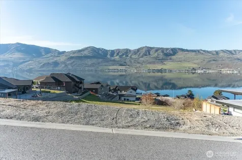 256 Apple Avenue Chelan WA 98816