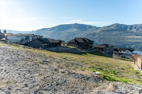 256 Apple Avenue Chelan WA 98816