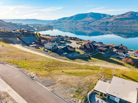 256 Apple Avenue Chelan WA 98816