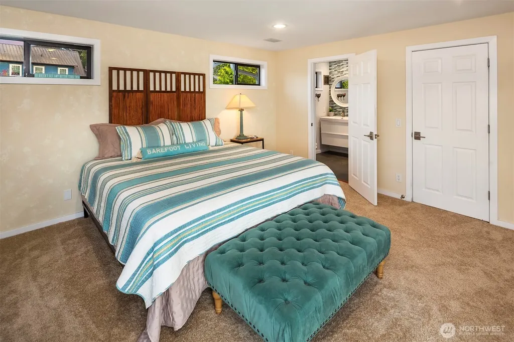 2426 Eastpoint Drive Langley WA 98260