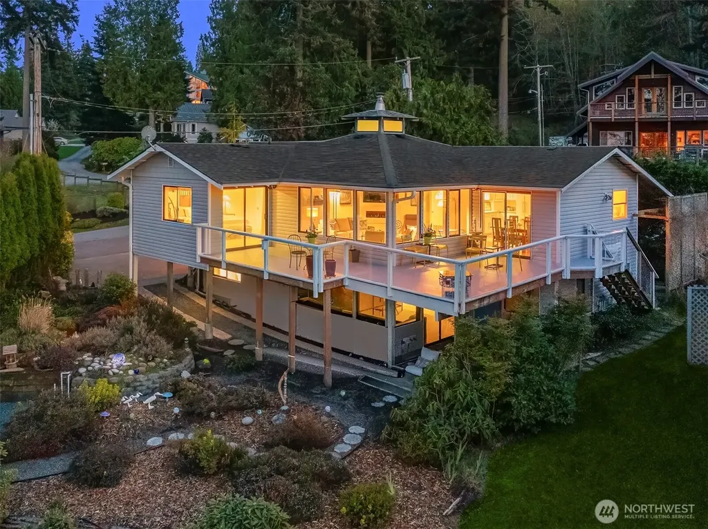 2426 Eastpoint Drive Langley WA 98260