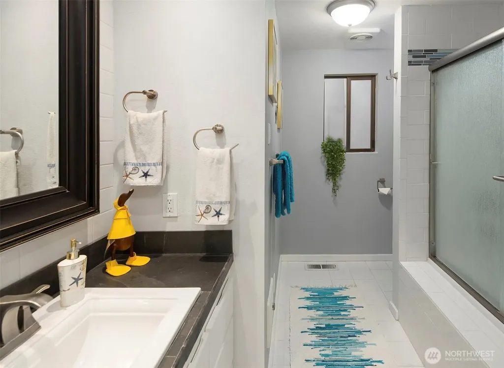 2426 Eastpoint Drive Langley WA 98260