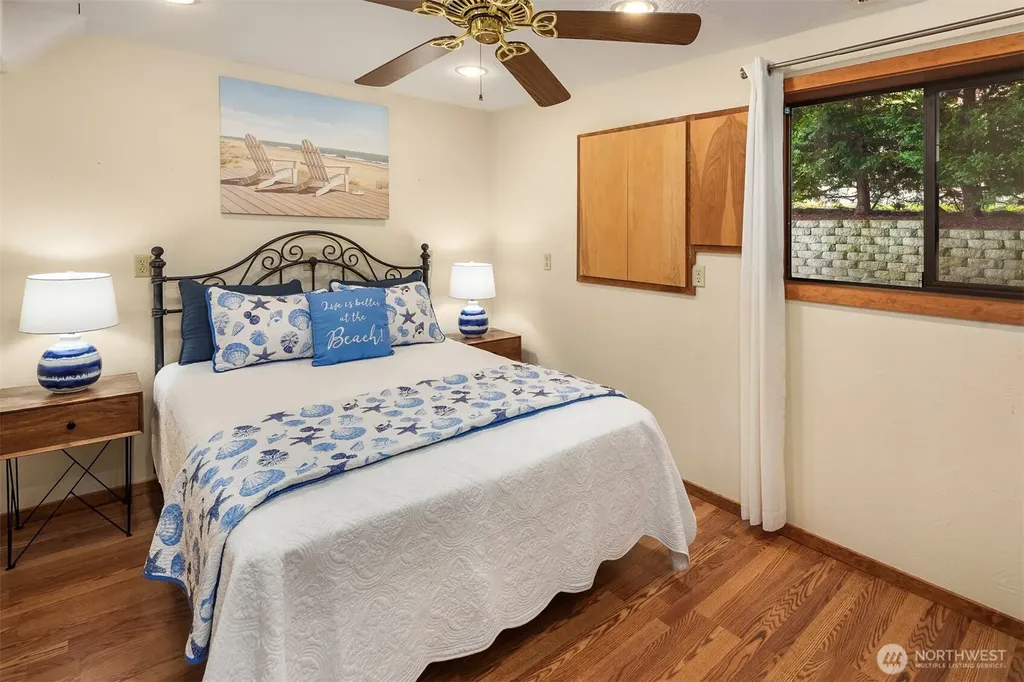 2426 Eastpoint Drive Langley WA 98260