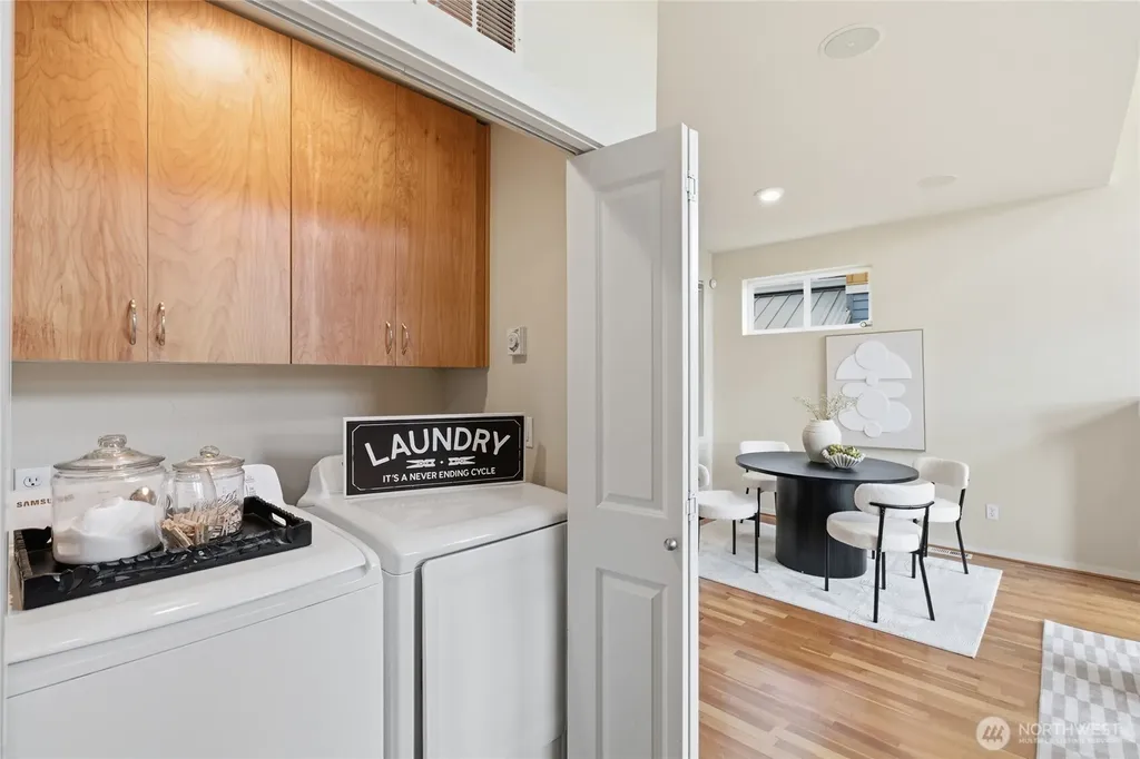 134 Cougar Ridge Road NW Issaquah WA 98027