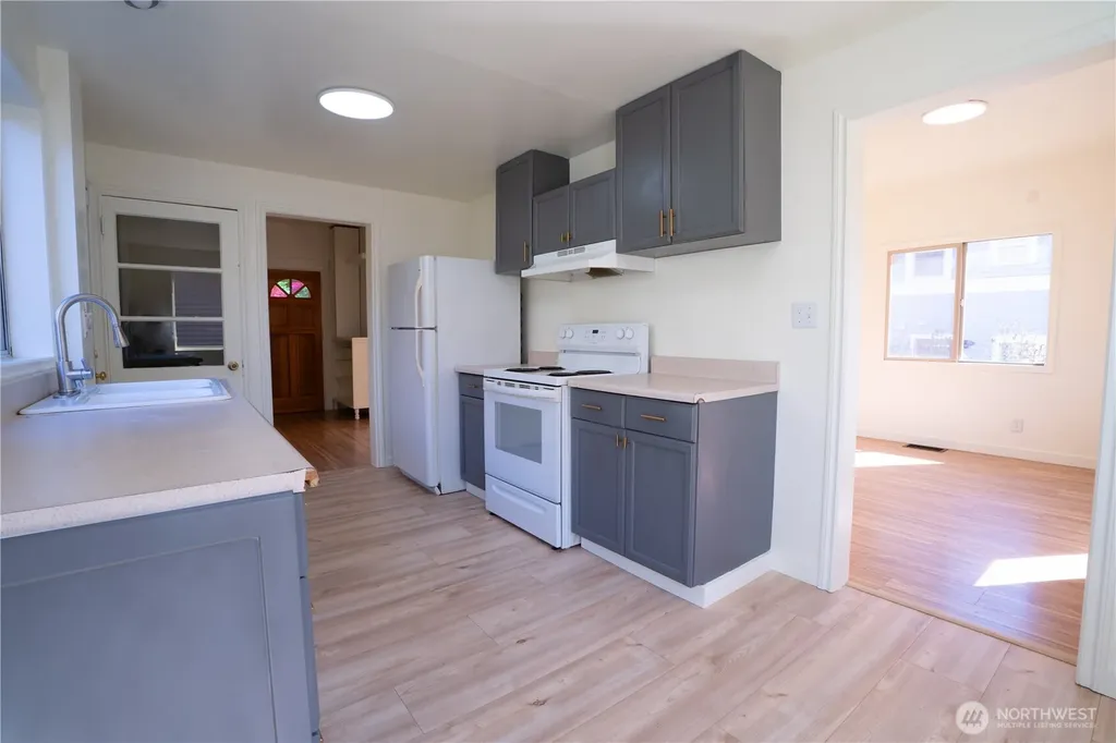 1707 22nd Avenue S Seattle WA 98118