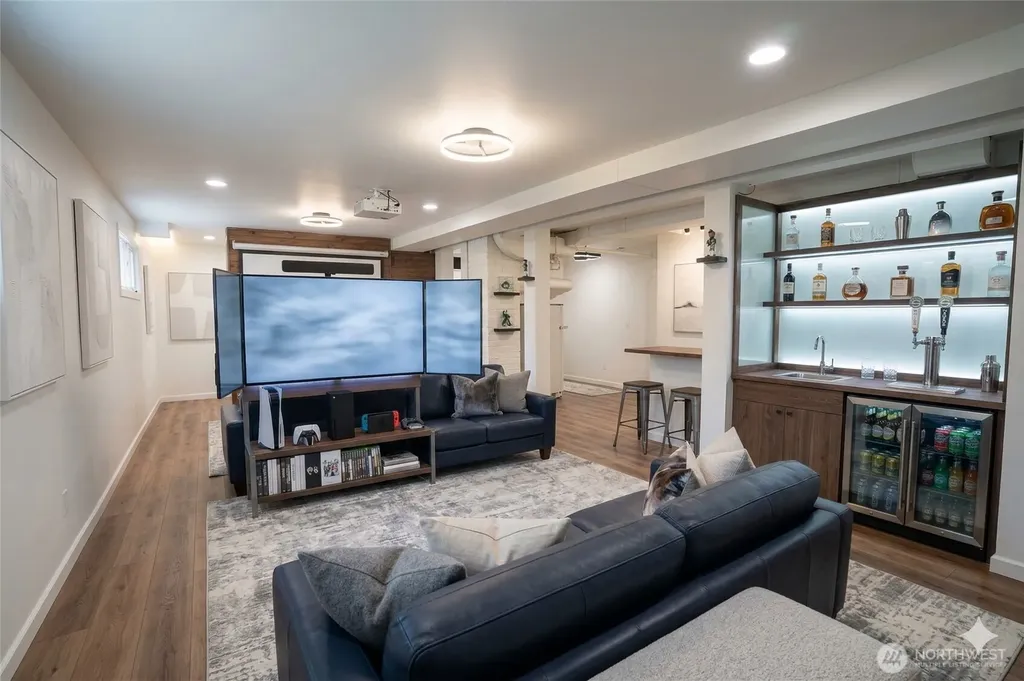 1707 22nd Avenue S Seattle WA 98118