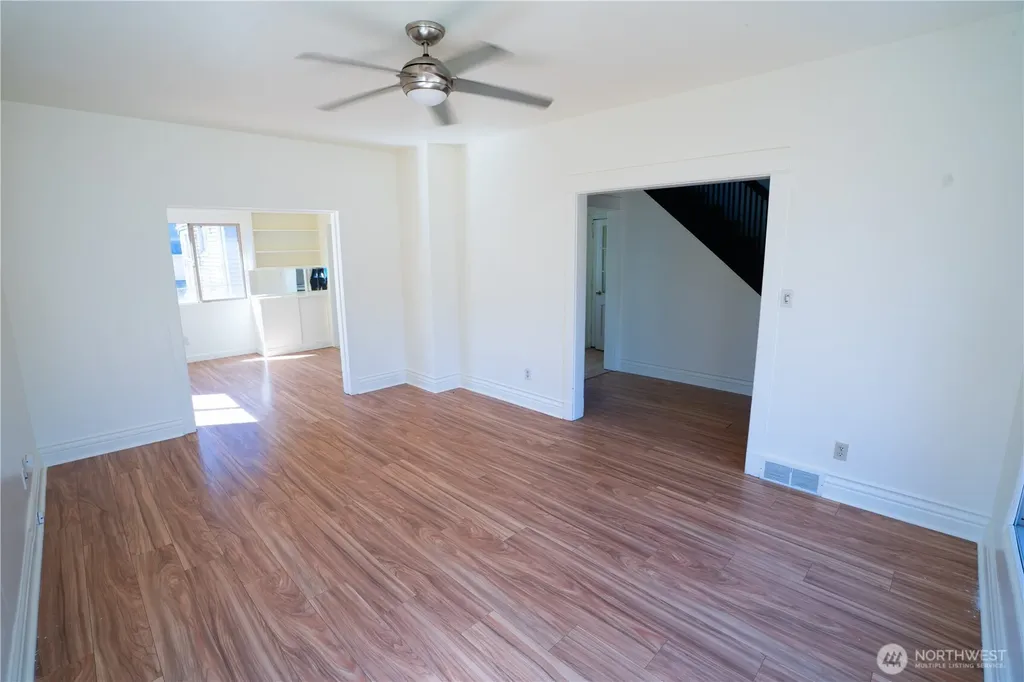 1707 22nd Avenue S Seattle WA 98118