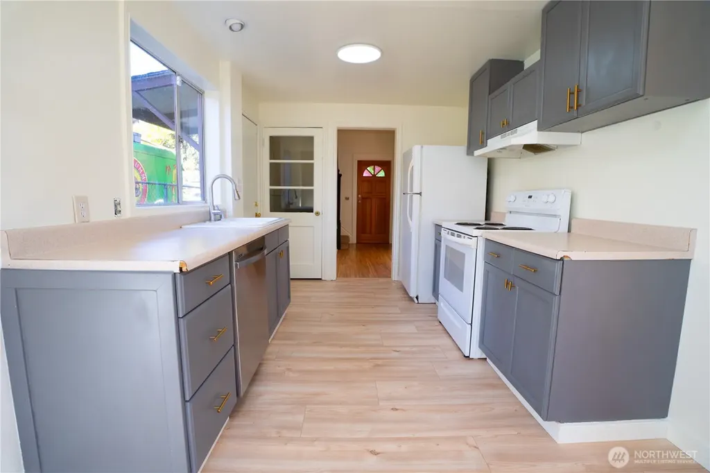 1707 22nd Avenue S Seattle WA 98118