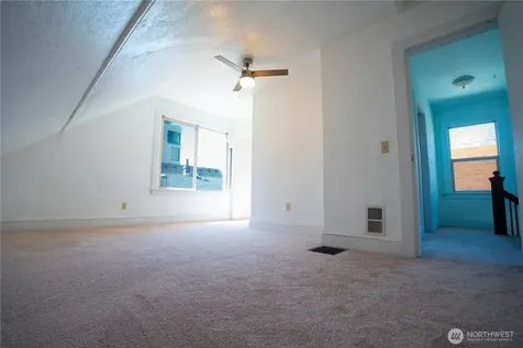 1707 22nd Avenue S Seattle WA 98118