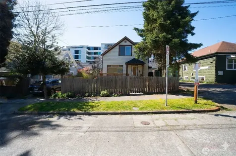 1707 22nd Avenue S Seattle WA 98118