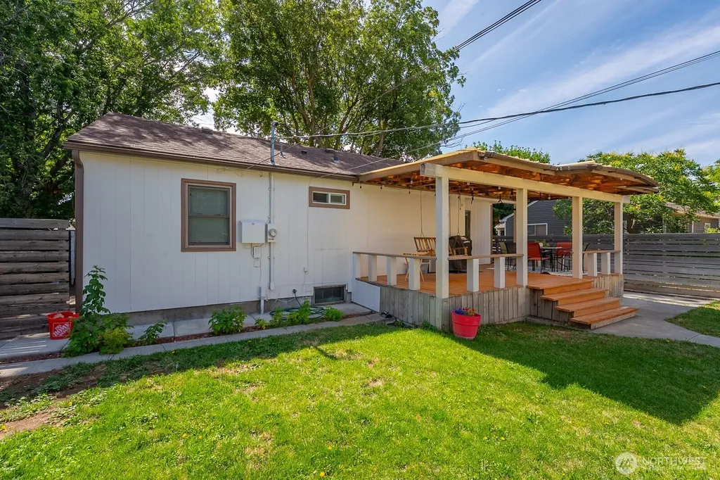 119 SW F Street Ephrata WA 98823