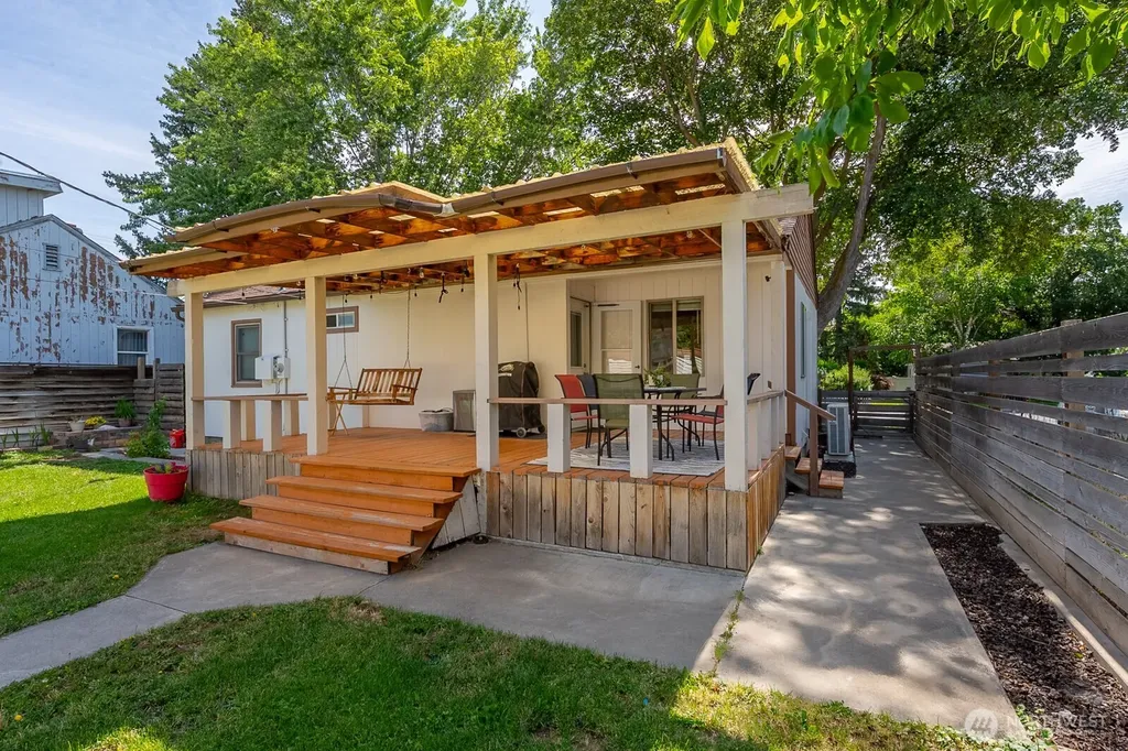119 SW F Street Ephrata WA 98823