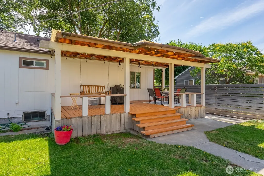 119 SW F Street Ephrata WA 98823