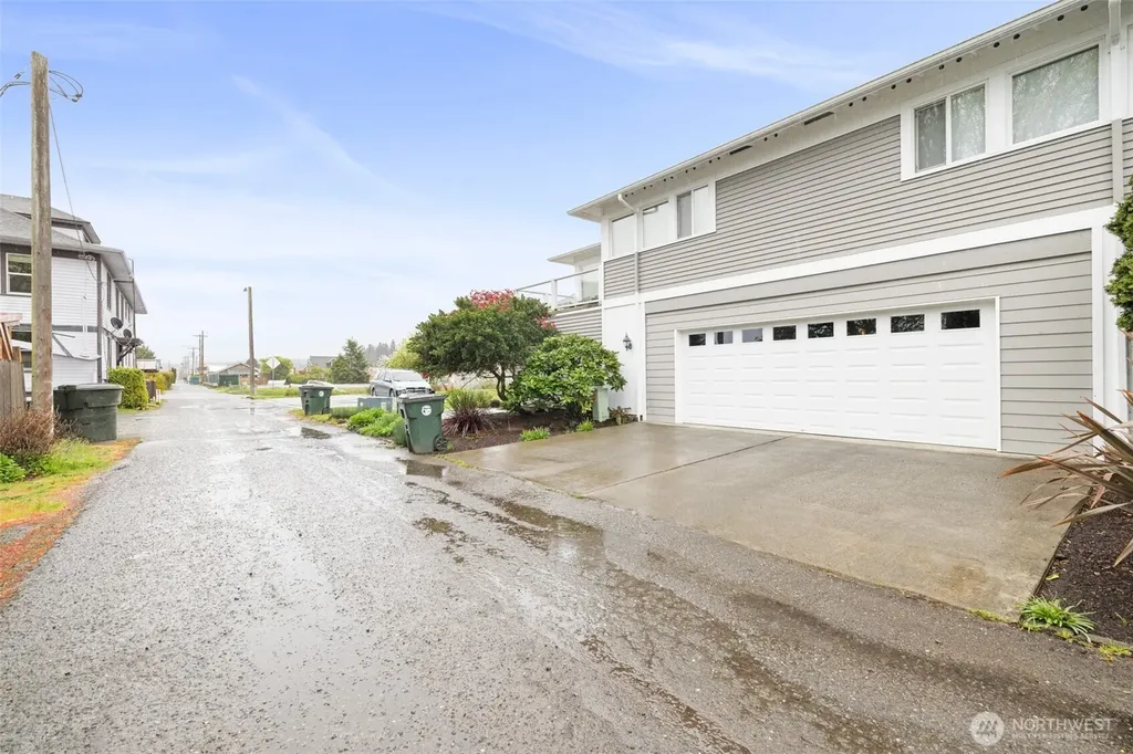 229 E First Street Port Angeles WA 98362